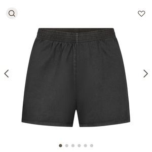 NWT SKIMS Outdoor Jersey Short in color Washed Onyx - Medium
